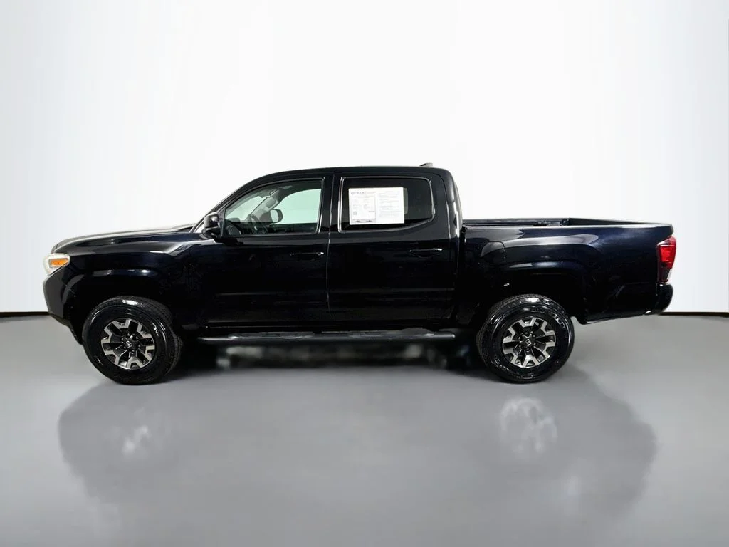 Certified Used 2019 Midnight Black Metallic Toyota SR image 4