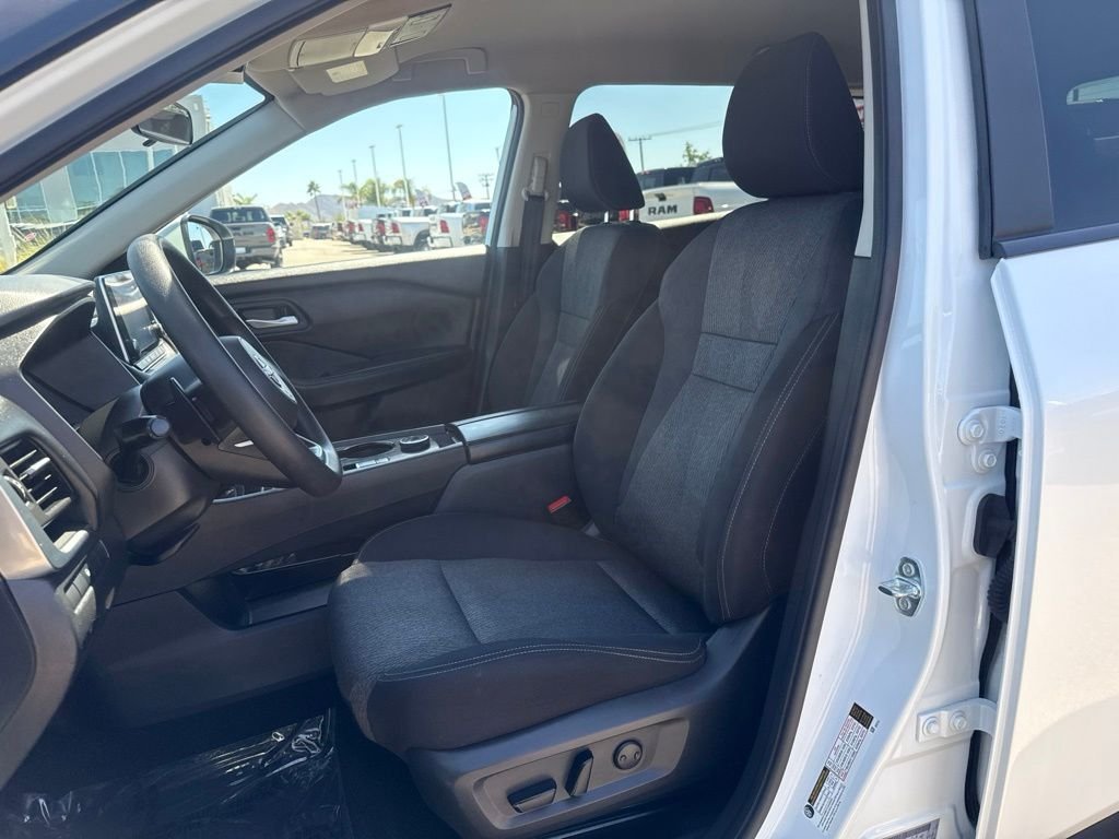 Used 2024 White Nissan SV image 21