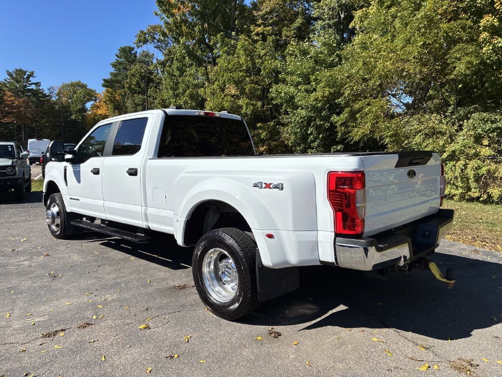 Used 2022 White Ford XL image 5