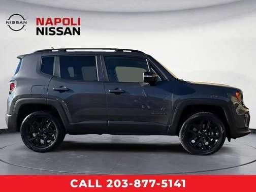 Used 2023 Gray Jeep Altitude image 2