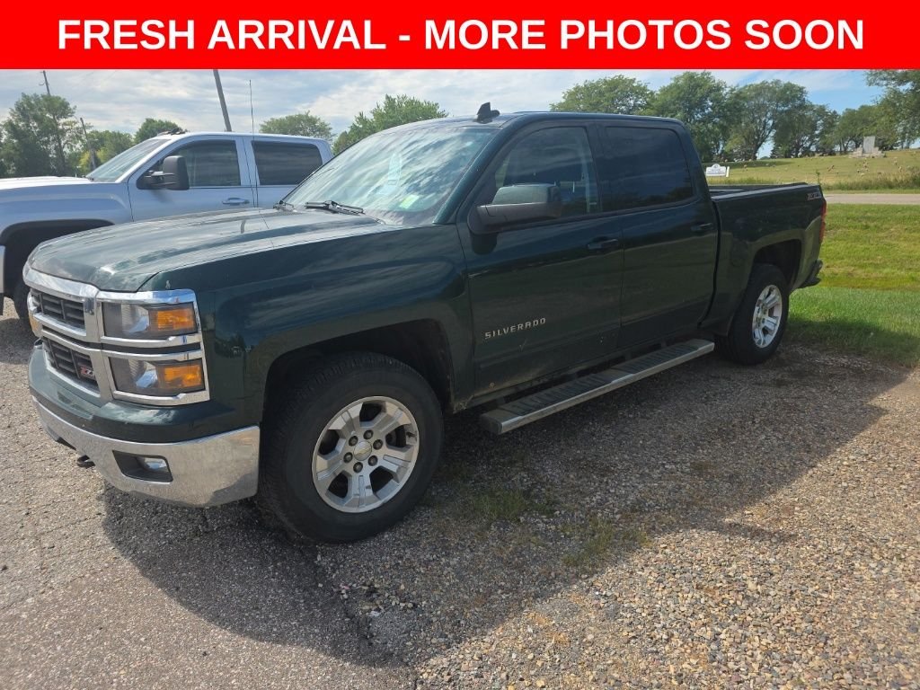 Used 2015 Green Chevrolet LT image 4