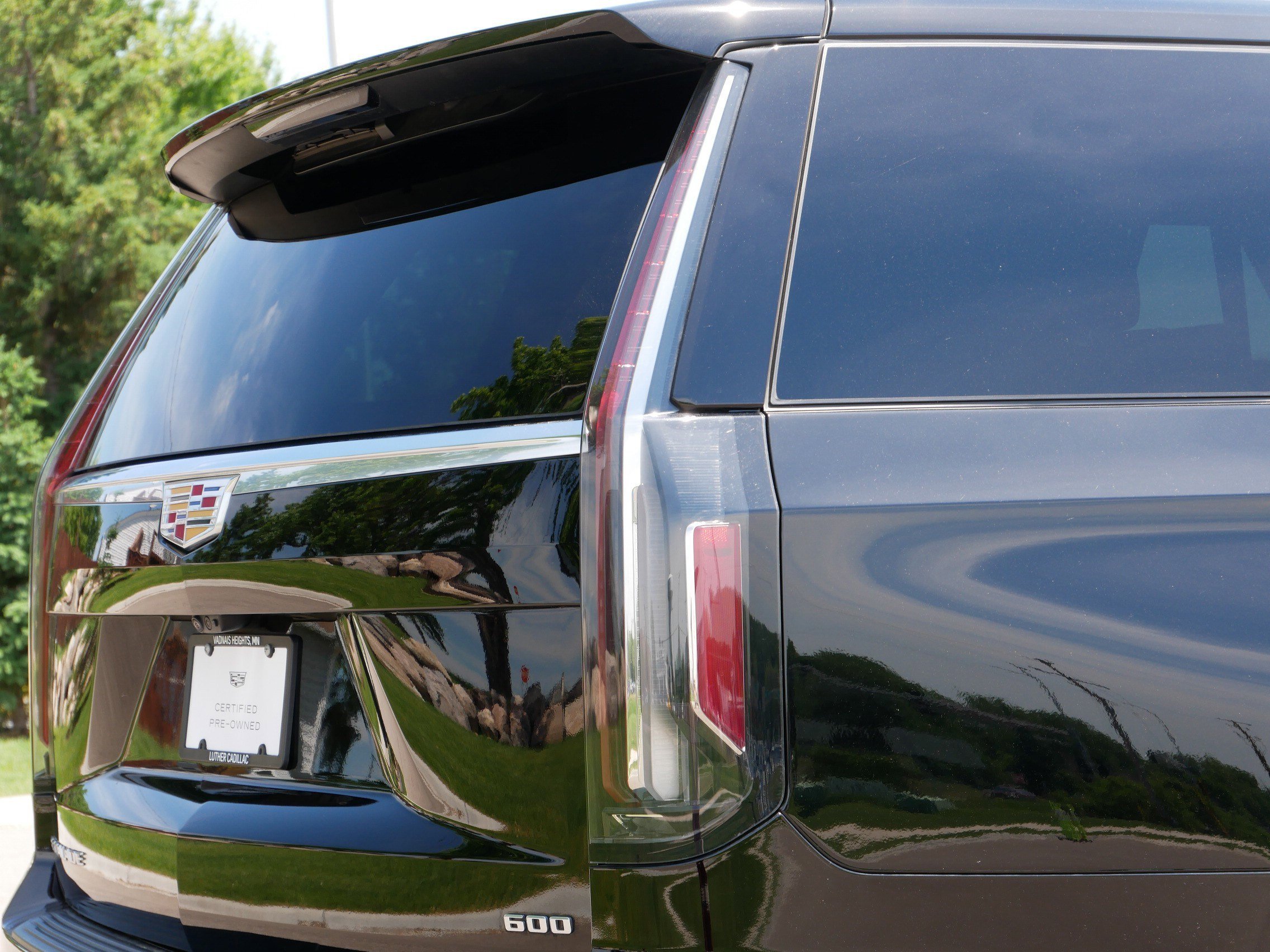 Certified Used 2024 Black Raven Cadillac Premium Luxury Platinum image 18