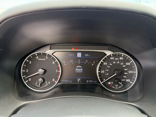 Used 2023 White Nissan 2.5 SL image 16