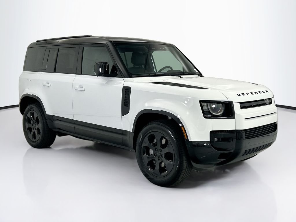 New 2026 Fuji White Land Rover X-Dynamic SE image 3
