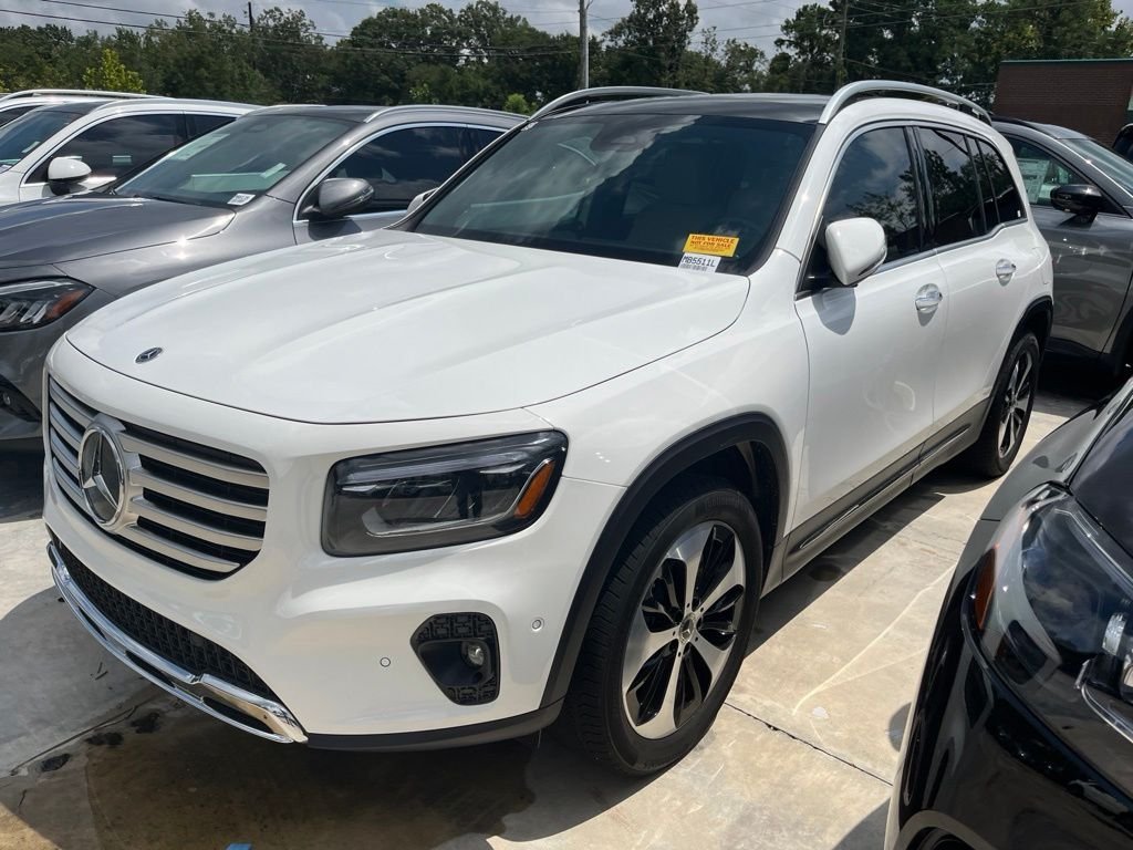 Certified Used 2026 White Mercedes-Benz GLB 250 image 2