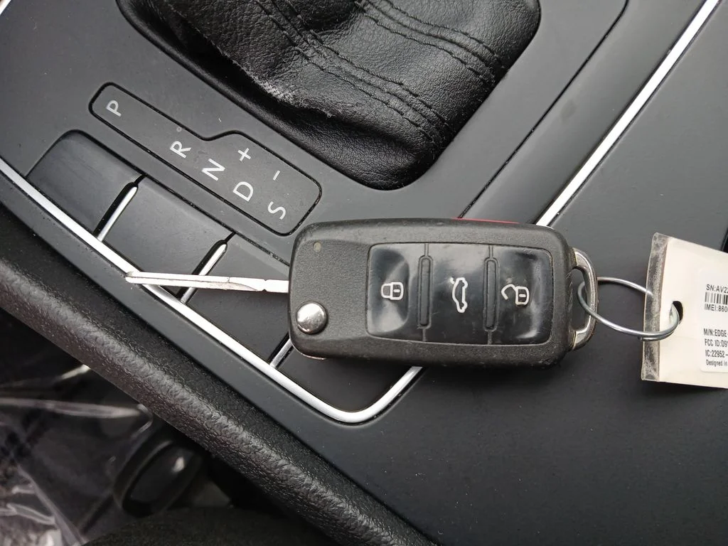 Used 2012 Silver Volkswagen 2.5 S image 26