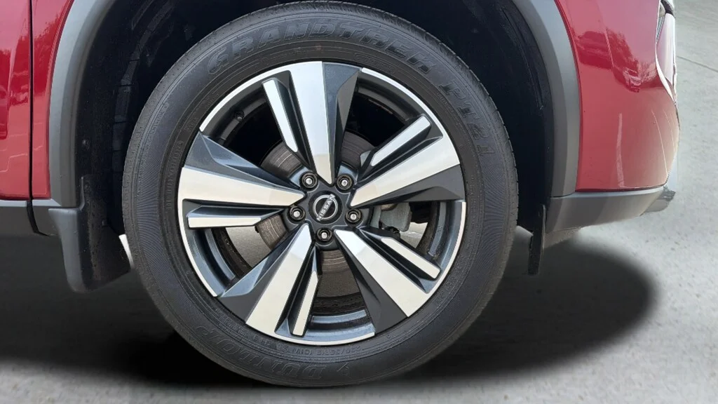 Certified Used 2024 Scarlet Ember Tintcoat Nissan SL image 12