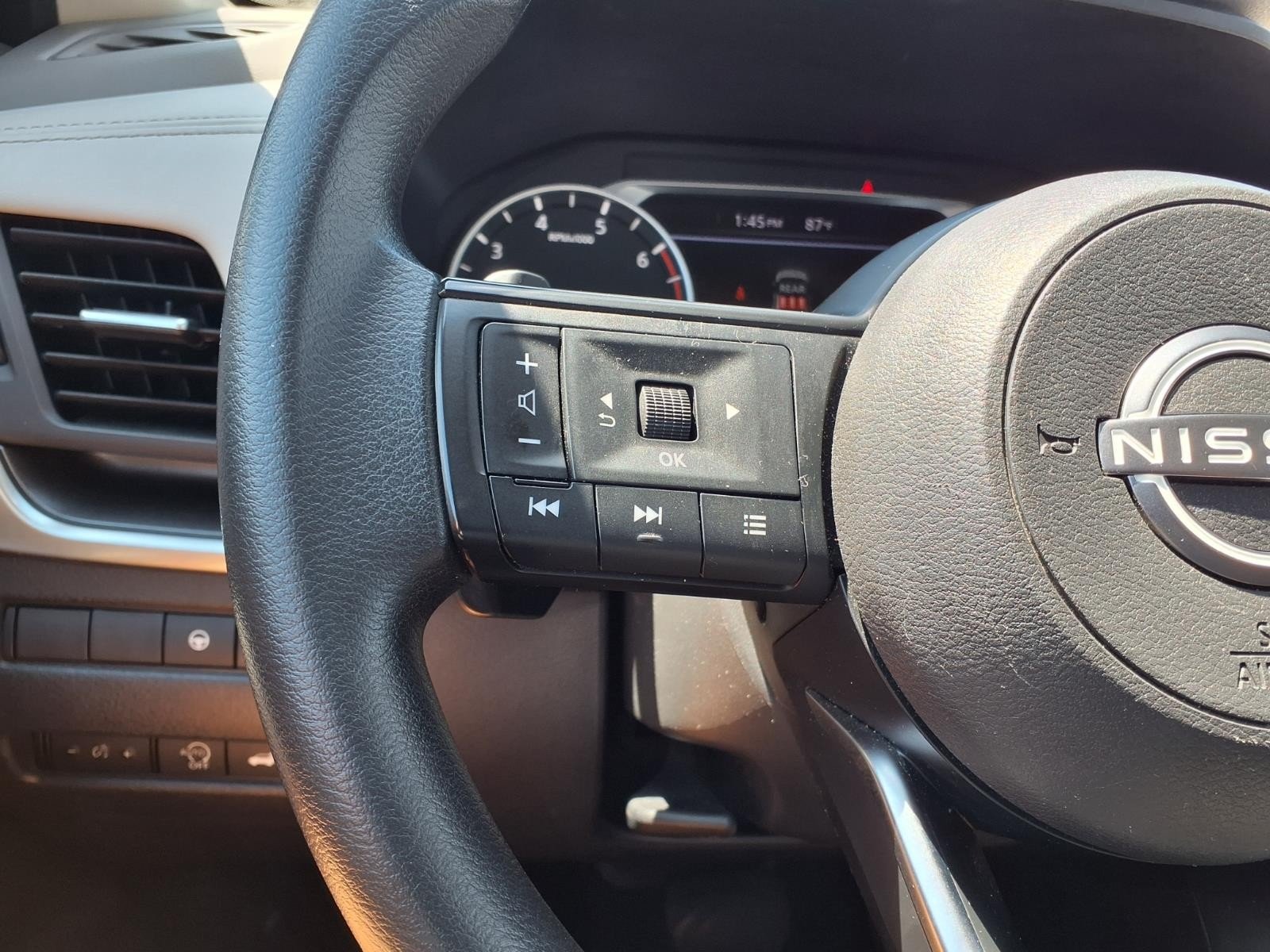 2024 Nissan Rogue SV Black at Robbins Nissan