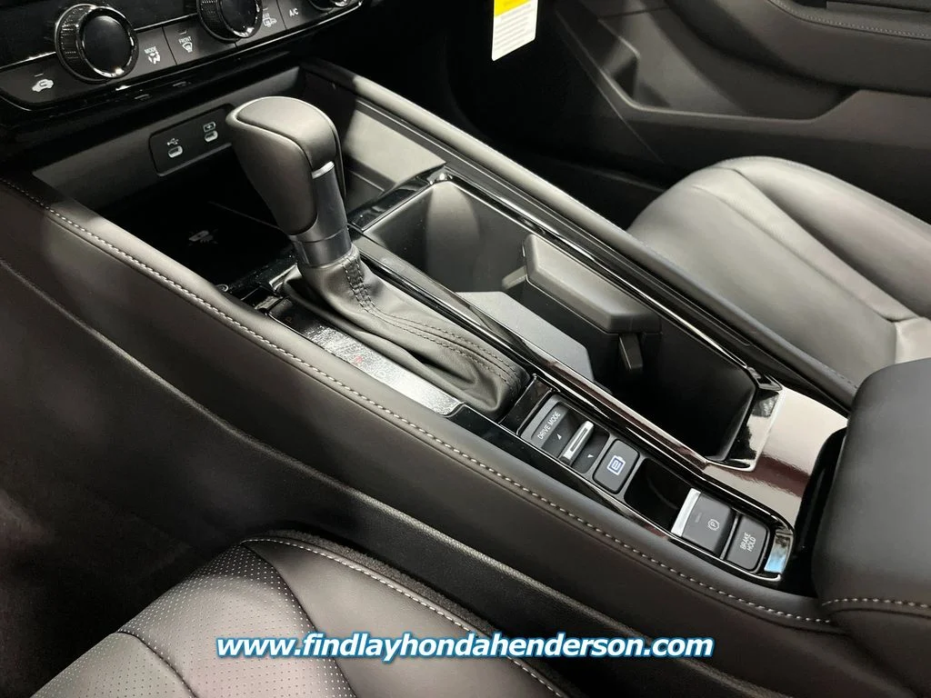 New 2026 Crystal Black Pearl Honda Touring image 14