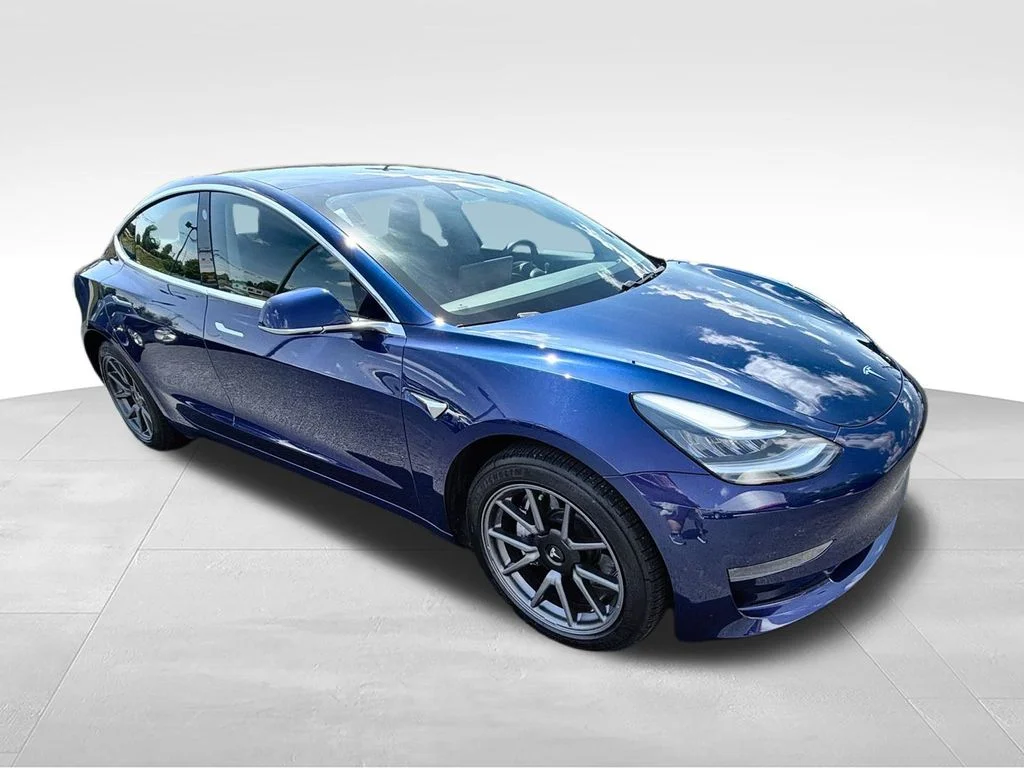 Used 2019 Blue Tesla Long Range image 2