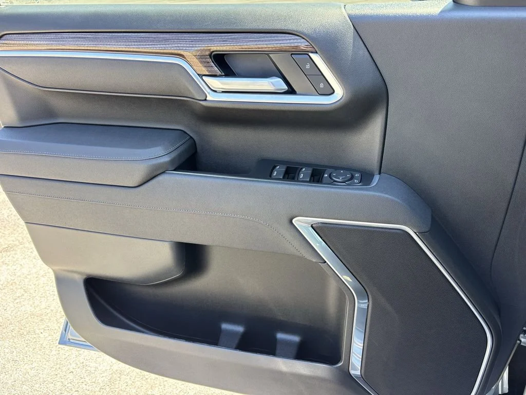 Used 2026 Sterling Gray Metallic Chevrolet LT image 12