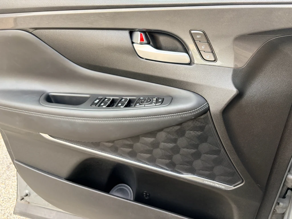 Used 2023 Hampton Gray Hyundai Limited image 32