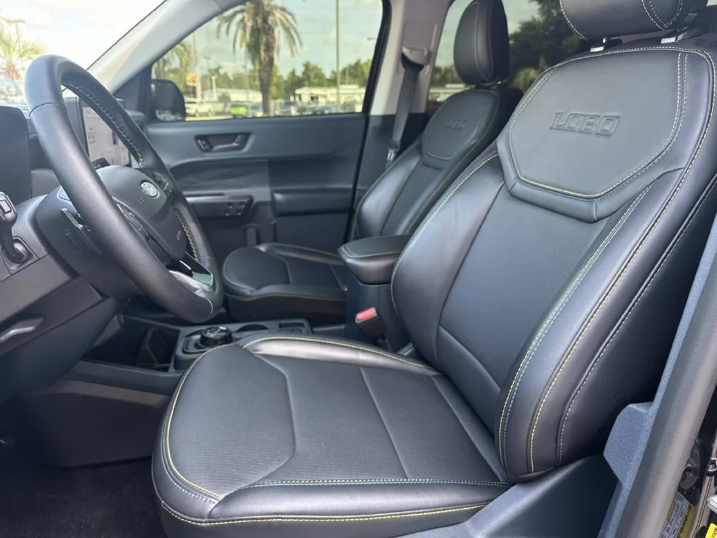Used 2025 Black Ford Lobo Standard image 30