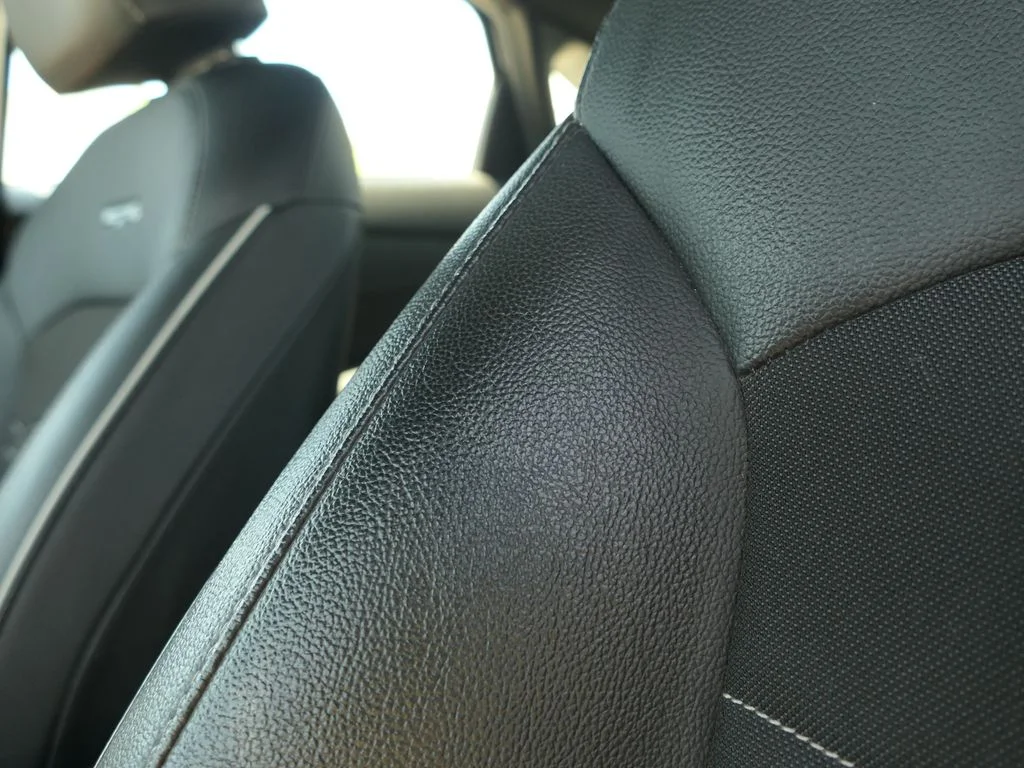 Used 2023 Snow White Pearl Kia GT-Line image 11