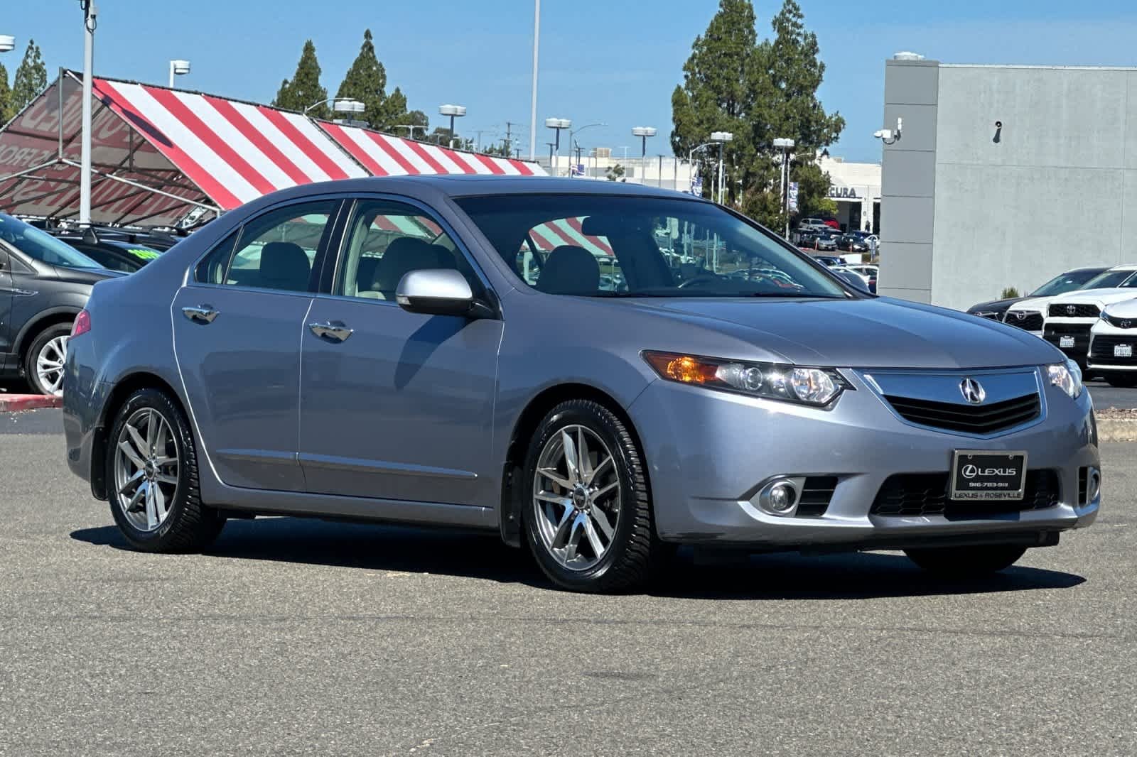 Used 2012  Acura  image 5
