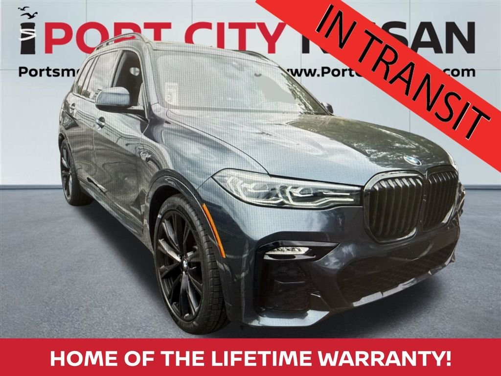 2022 BMW X7 xDrive40i's photo