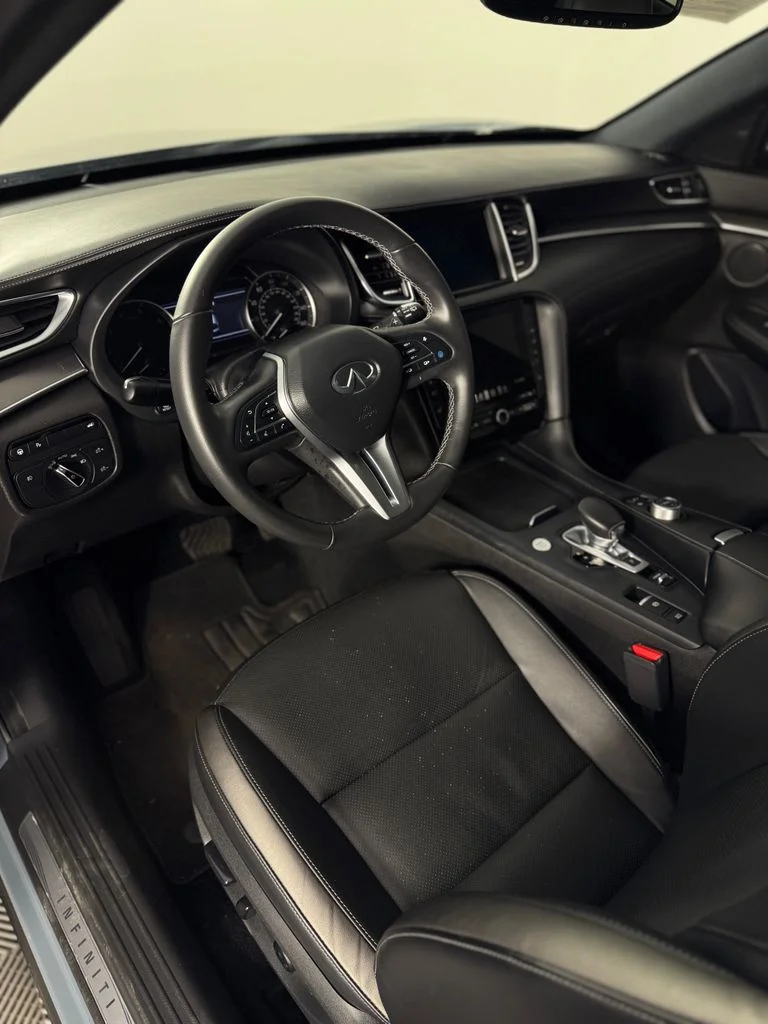 Used 2023 Slate Gray INFINITI LUXE image 21