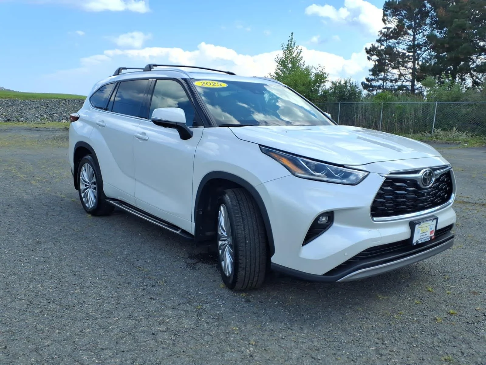 2025 Toyota Highlander Platinum - Photo 3