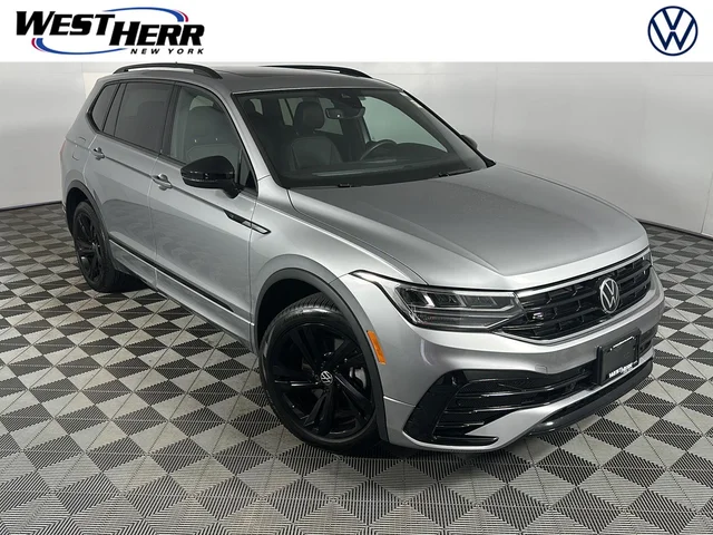 2023 Volkswagen Tiguan SE R-Line Black