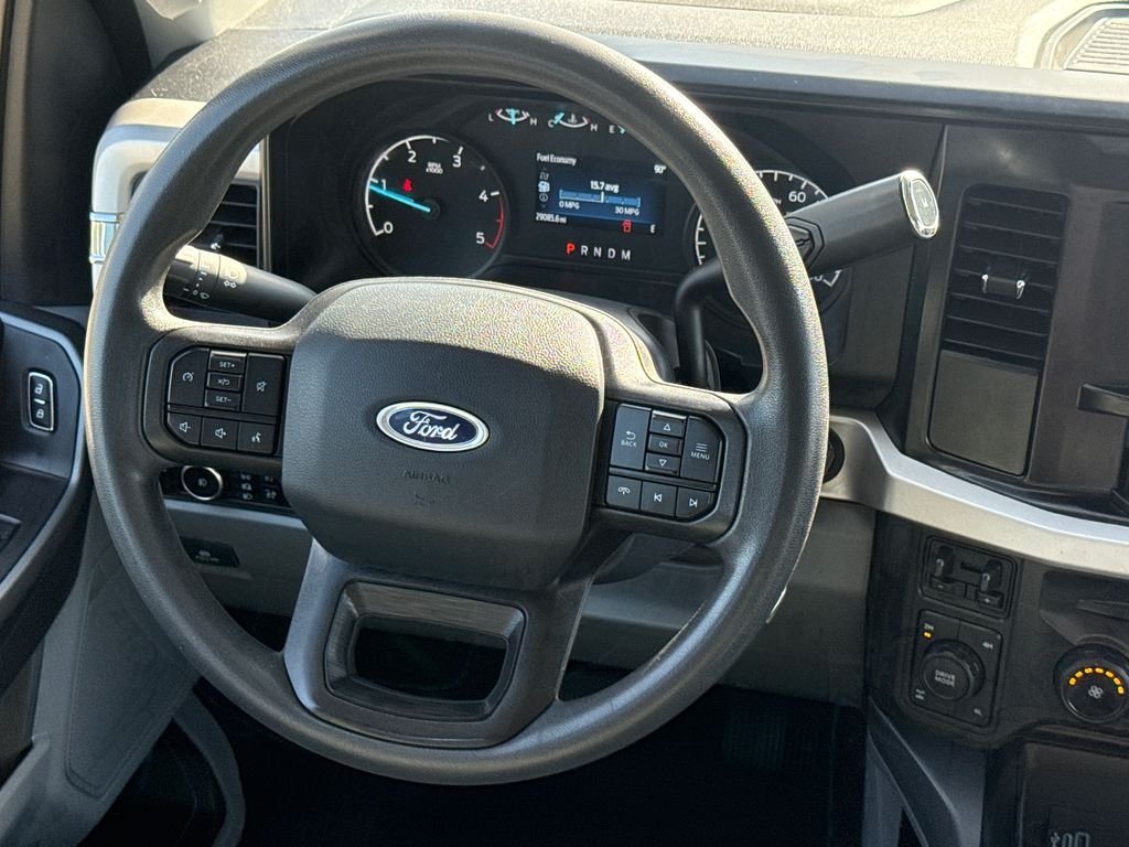 Used 2025 White Ford XLT image 13