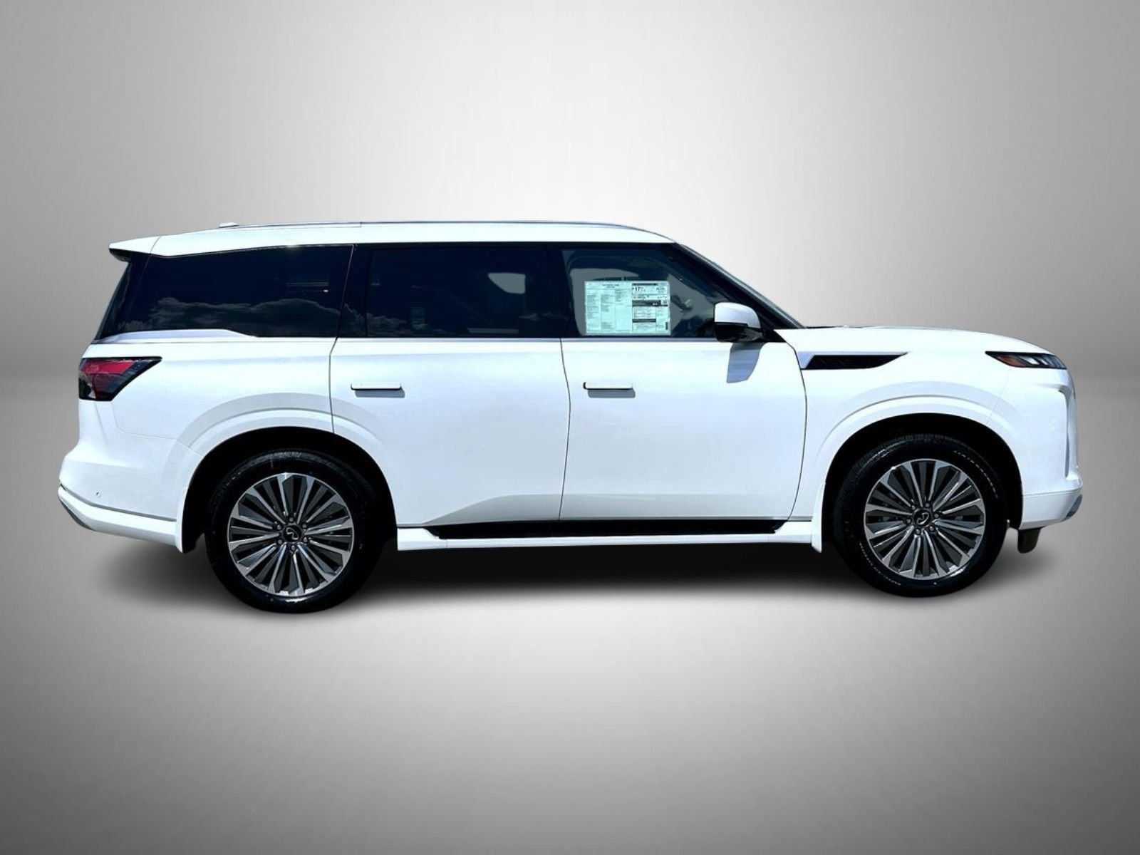 New 2027 RADIANT WHITE INFINITI Luxe 4WD image 4