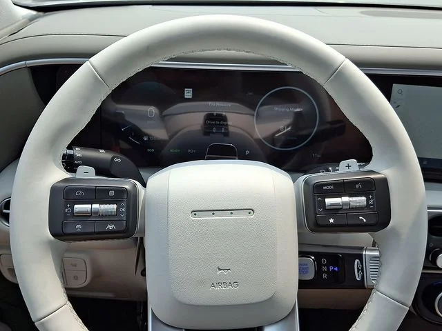 New 2026 Silver Hyundai SEL Premium image 16