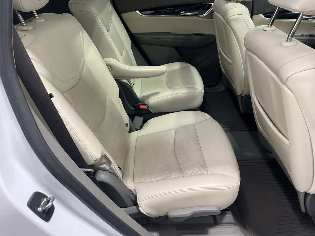 Used 2023 Crystal White Tricoat Cadillac Premium Luxury image 28