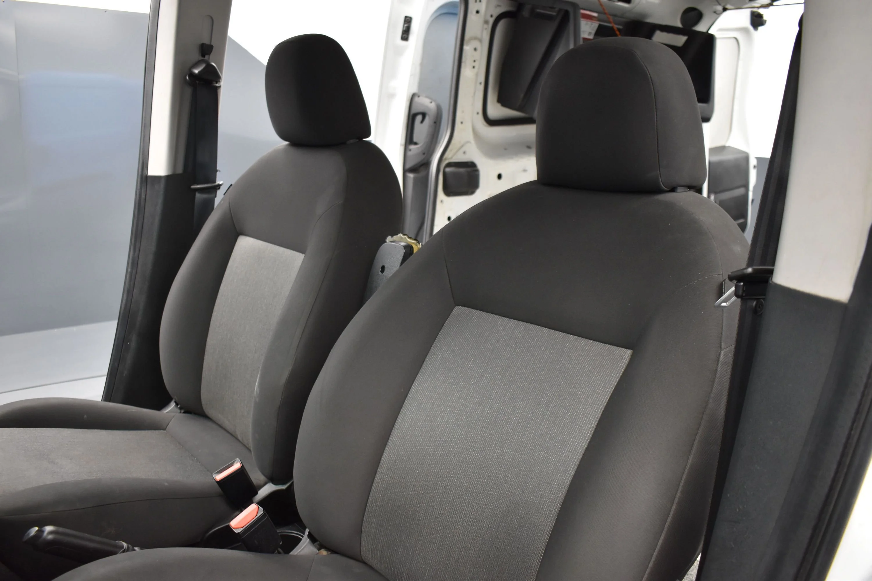 Used 2017 Blue RAM Tradesman SLT image 15