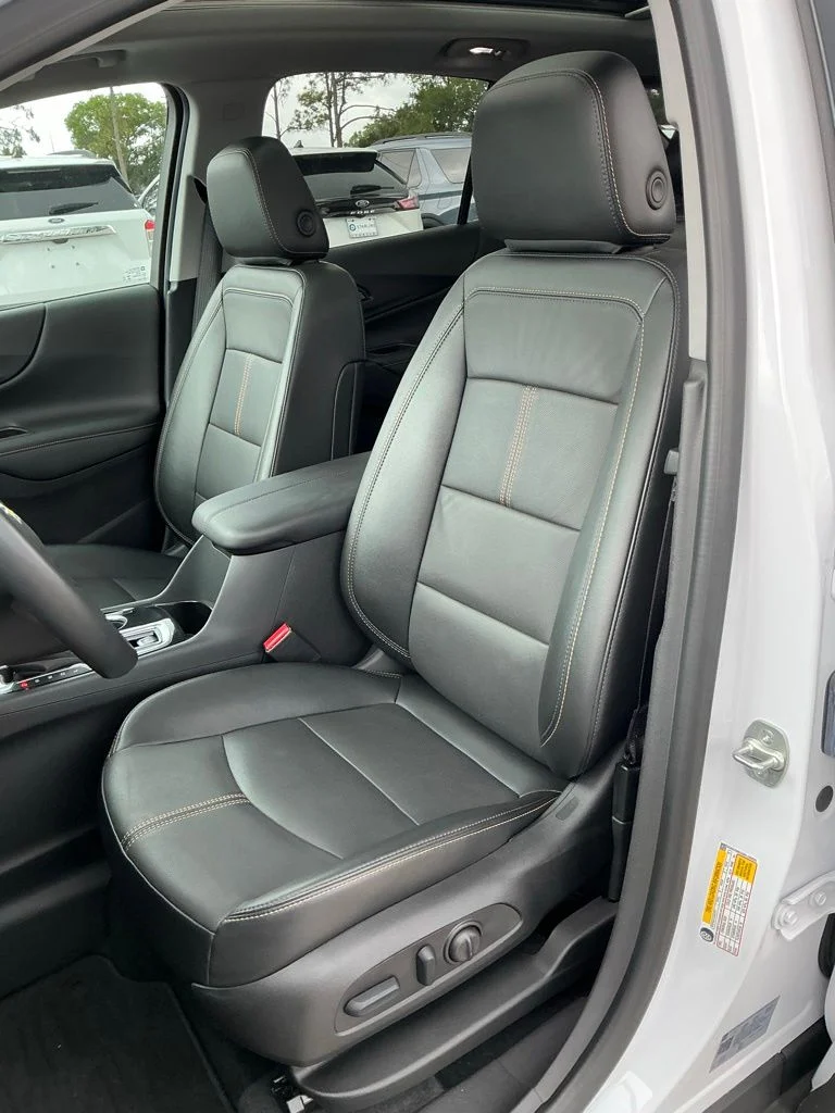 Used 2024 Beige Chevrolet Premier image 28