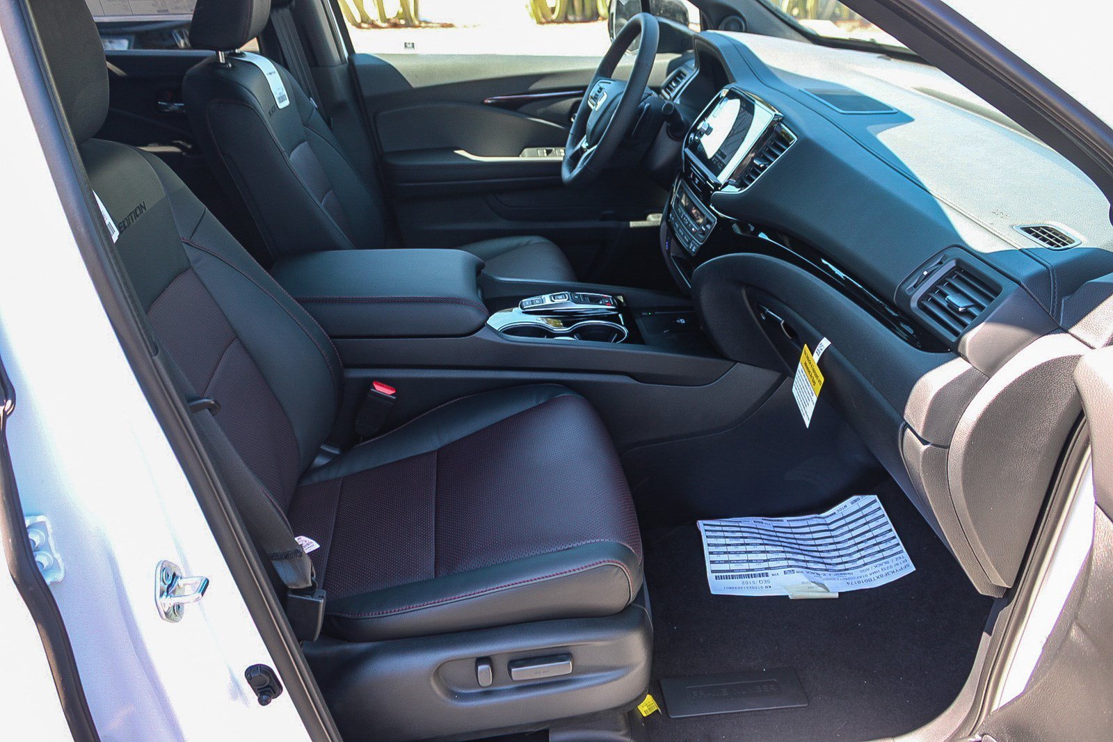 2026 Honda Ridgeline Black Edition - Photo 18