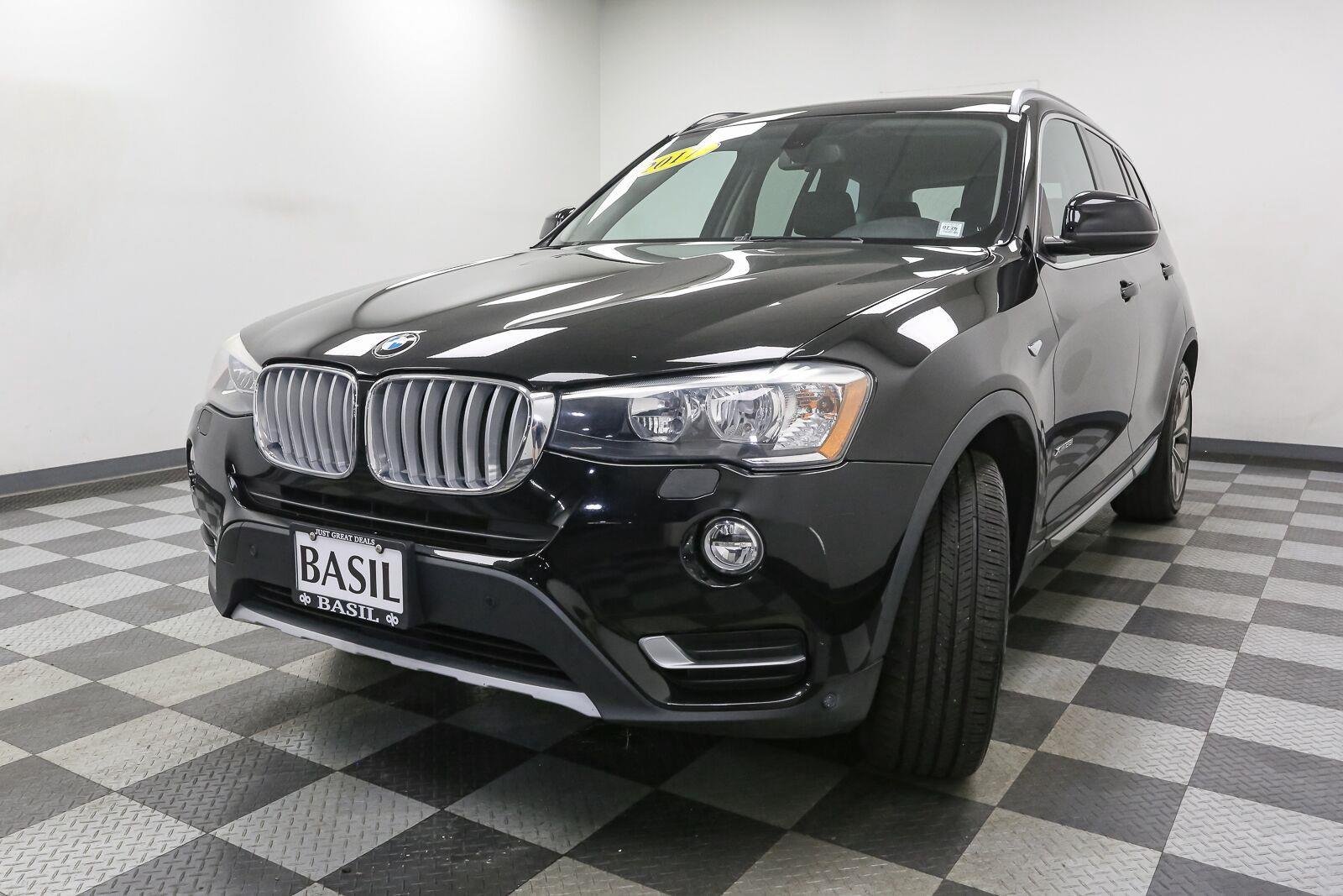 Used 2017 Jet Black BMW xDrive28i image 4