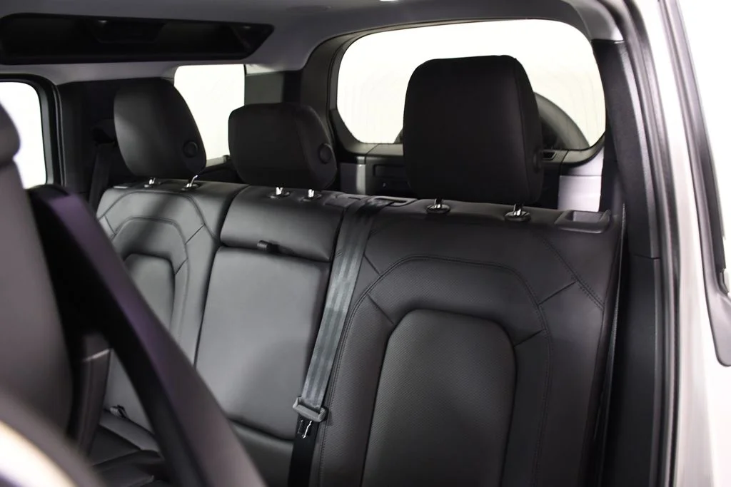 New 2026 Borasco Grey Land Rover X-Dynamic SE image 27