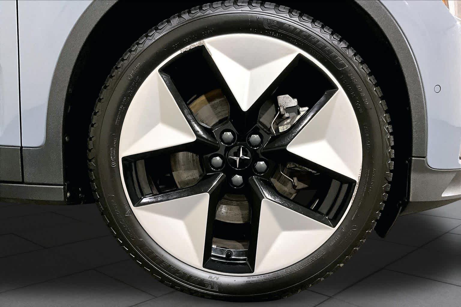 Used 2023  Polestar  image 9