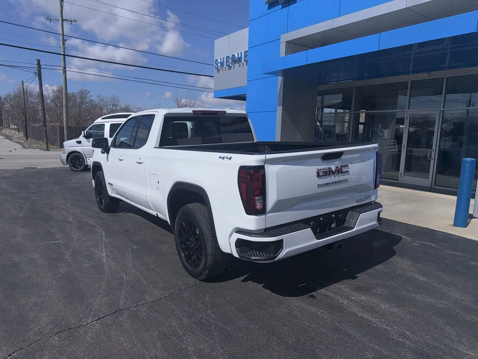 New 2026 Summit White GMC Elevation image 5