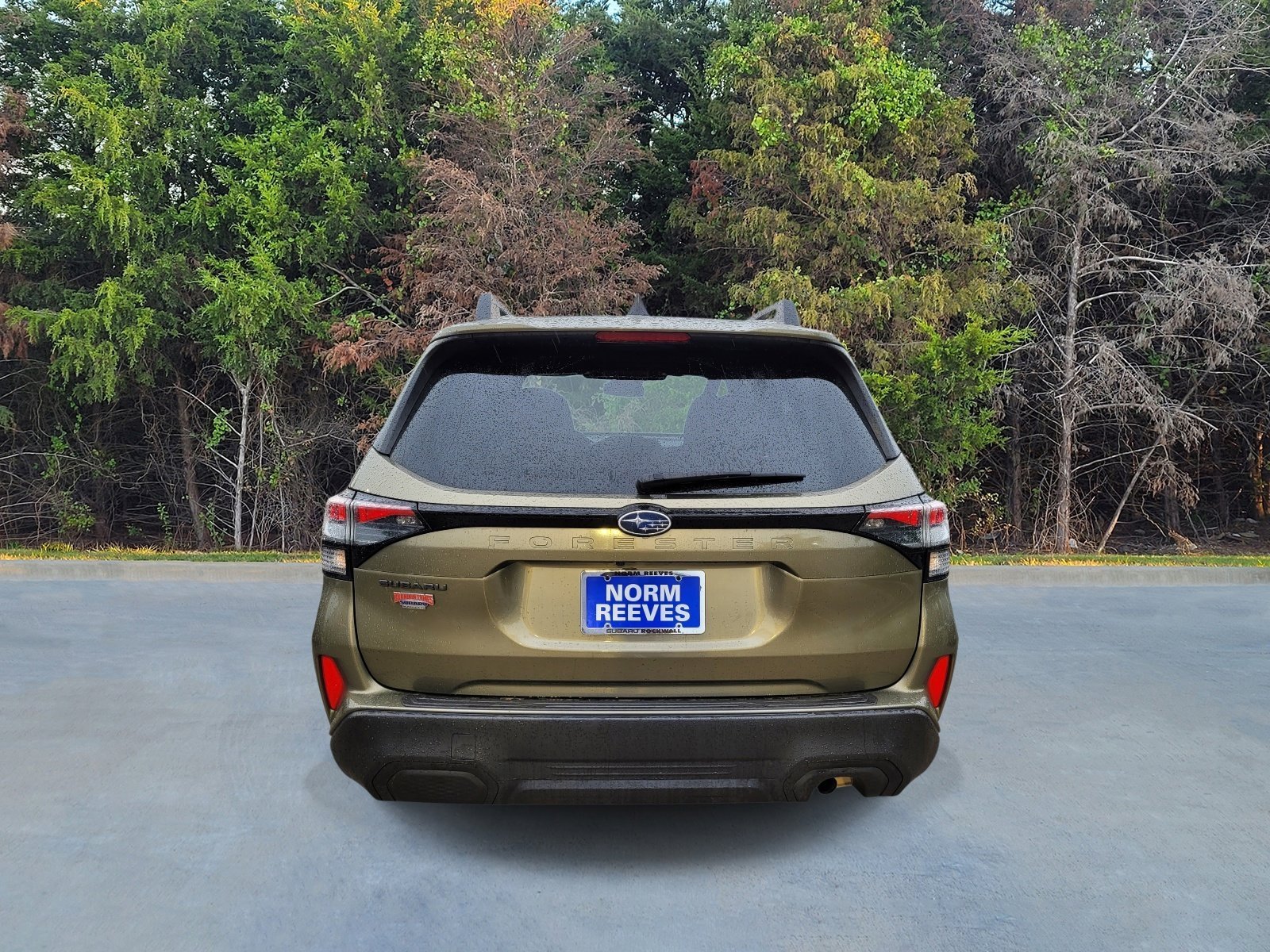 Certified Used 2025 Autumn Green Metallic Subaru Premium image 18