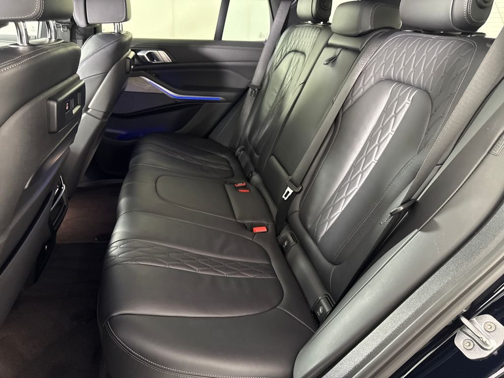 2020 BMW X5 M50i - Photo 13