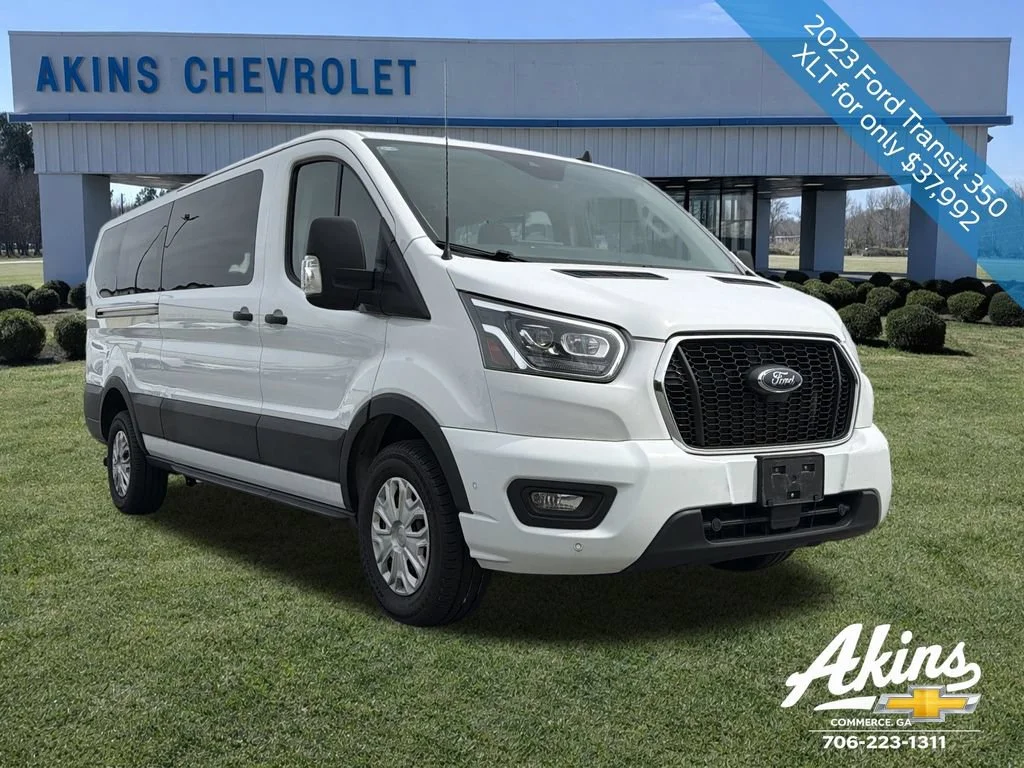 Used 2023 White Ford XL image 3