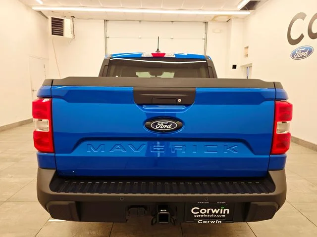 New 2026 Blue Ford XLT image 4
