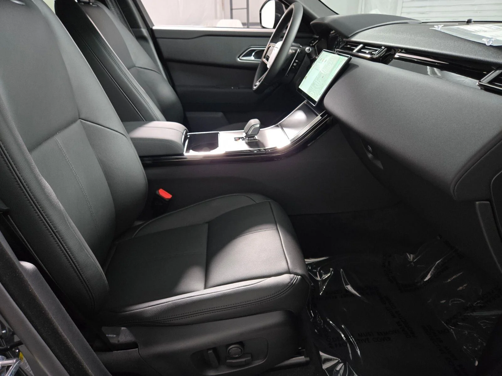 2026 Land Rover Range Rover Velar S - Photo 20