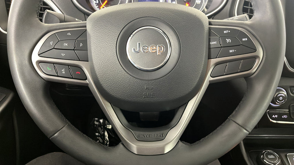 2020 Jeep Cherokee Latitude Plus - Photo 24