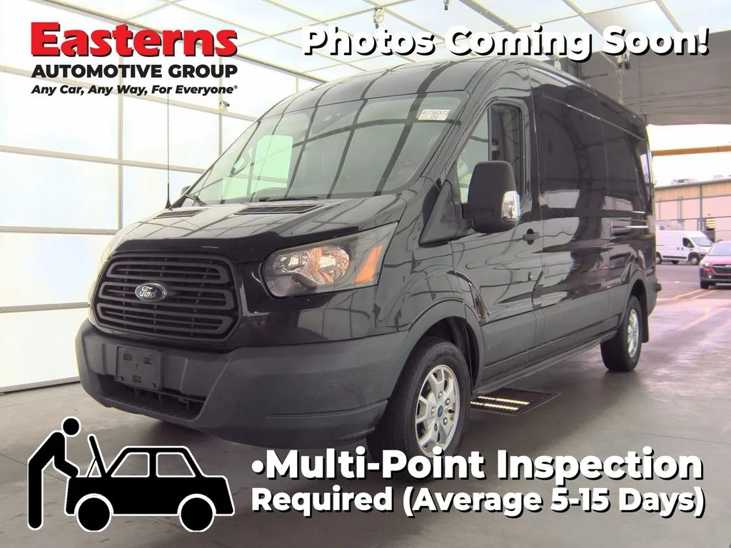 Used 2015 Black Ford Base image 1