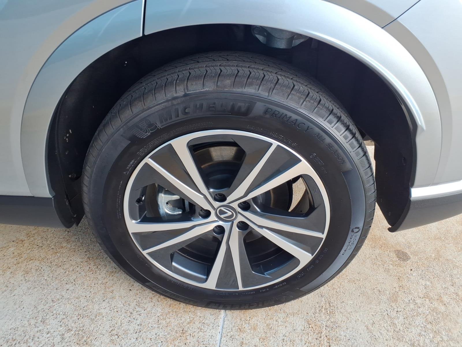 Certified Used 2025 Iridium Lexus  image 18