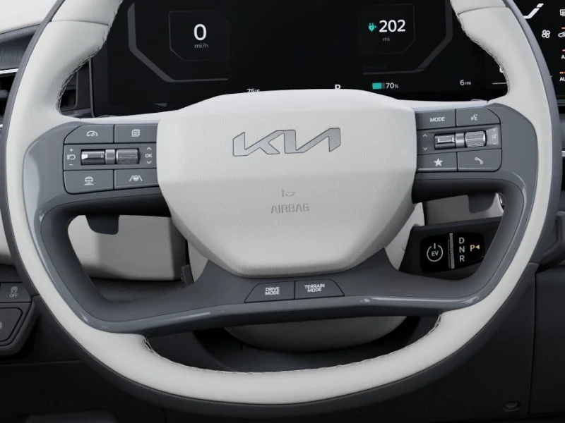 New 2026 Ivory Kia Wind image 22
