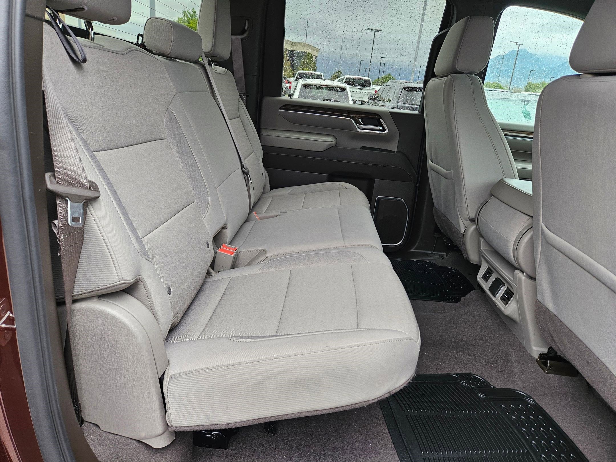 Used 2024 Auburn Metallic Chevrolet LT image 30
