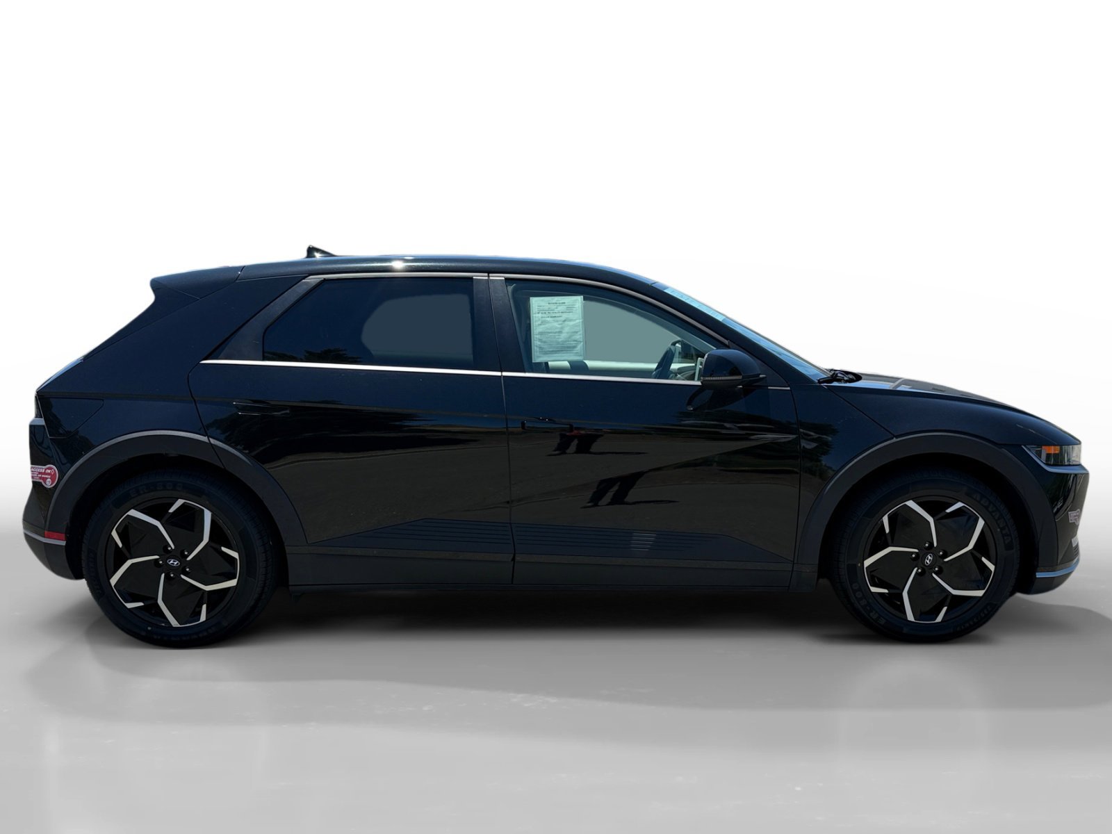 Used 2024 Abyss Black Hyundai SEL image 6