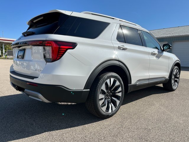 2026 Ford Explorer Platinum photo 4