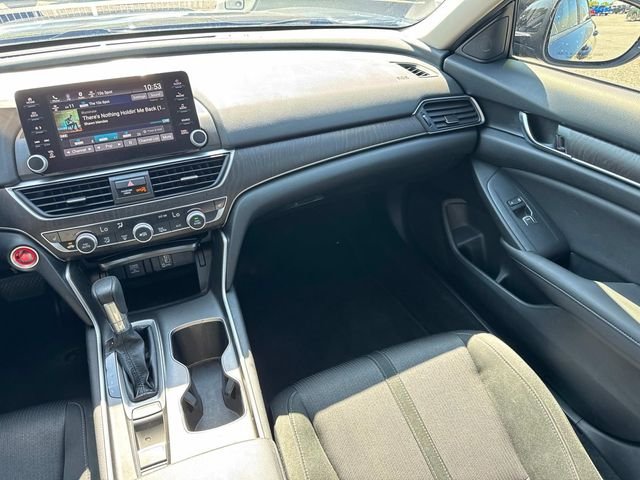 Used 2019 Black Honda EX image 18