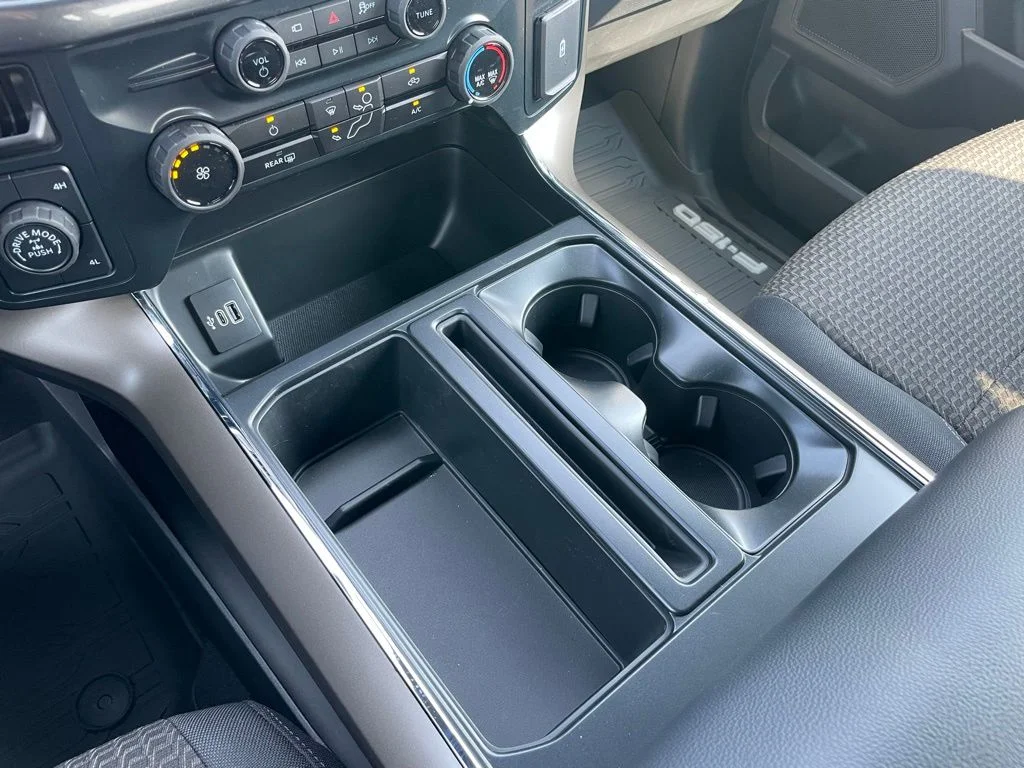 2025 Ford F-150 STX - Photo 13