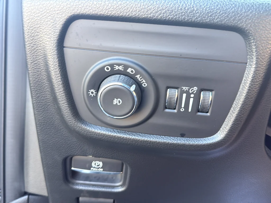 Certified Used 2023 Gray Jeep Summit image 19