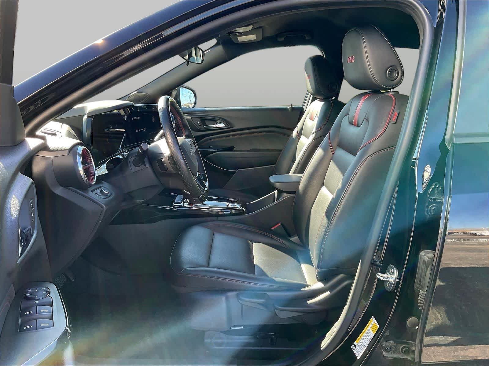 2024 Chevrolet Trax RS - Photo 23